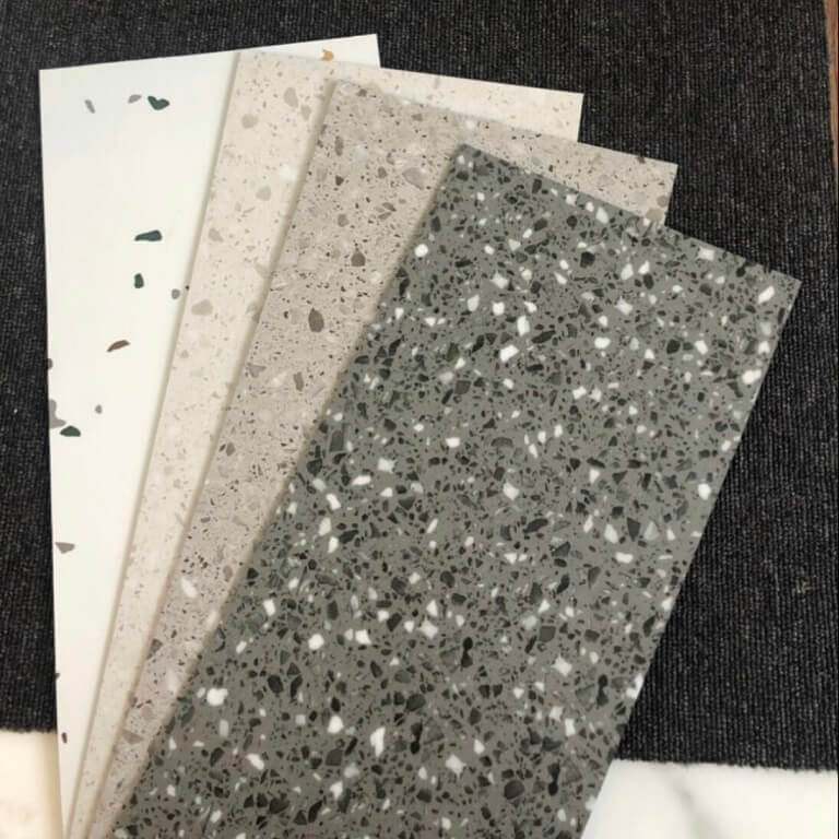 Thảm nhựa giả đá dễ dàng vệ sinh làm sạch