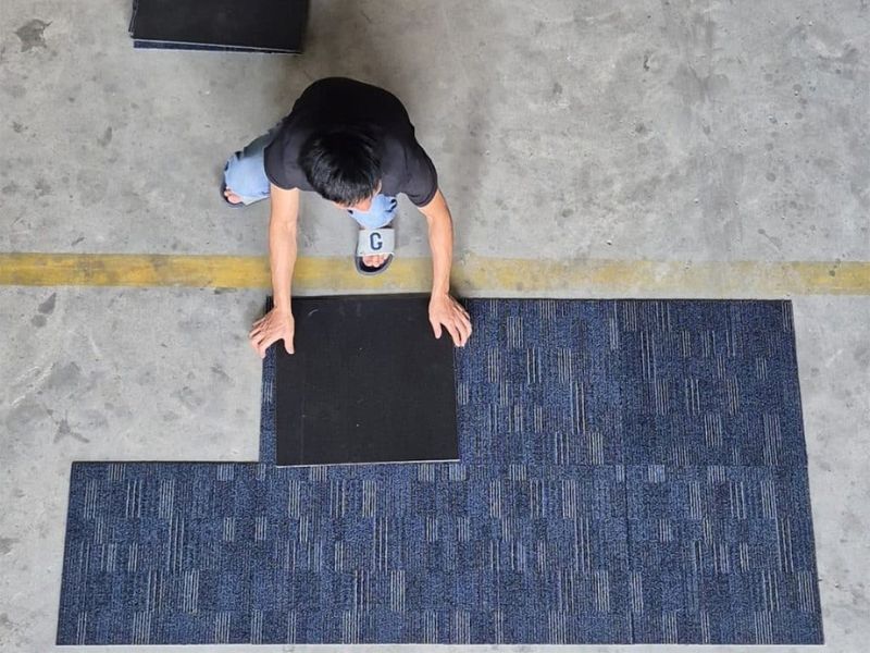 B&aacute;o gi&aacute; thảm tấm 50x50 theo m2 sẽ ưu đ&atilde;i hơn đối với những đơn h&agrave;ng c&oacute; diện t&iacute;ch thi c&ocirc;ng lớn
