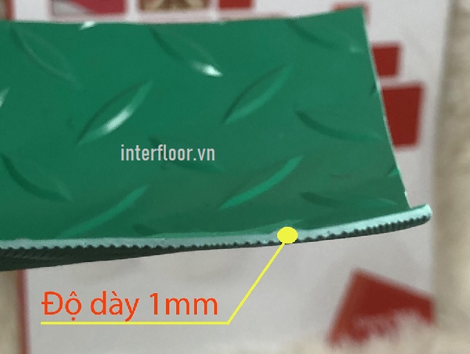 Độ dày thảm nhựa chống trơn từ 1.0mm đến 1.5mm