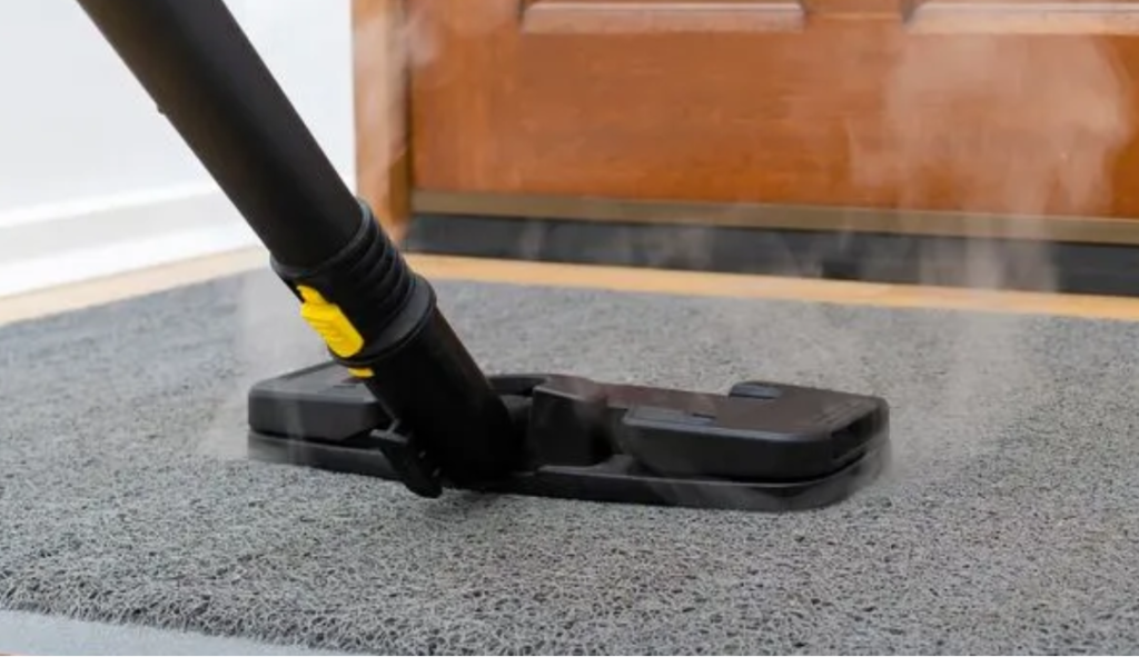 Vệ sinh thảm chùi chân định kỳ và có phương pháp kỹ thuật đúng cách