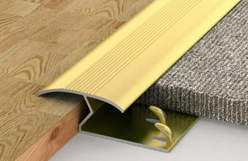 Review nẹp kết th&uacute;c thảm chi tiết gi&uacute;p lựa chọn phụ kiện ph&ugrave; hợp cho từng kh&ocirc;ng gian thảm trải s&agrave;n hiện đại v&agrave; cao cấp.