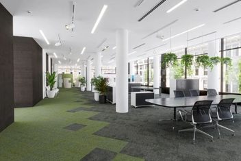 Khảo sát mặt bằng trước khi thi công giúp quá trình thi công thảm văn phòng có bàn ghế diễn ra nhanh chóng, hạn chế ảnh hưởng đến hoạt động doanh nghiệp.