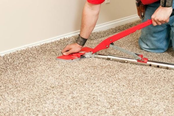Hồ sơ kỹ thuật thảm dự án giúp chủ đầu tư kiểm tra nguồn gốc, chất lượng và thông số vật liệu trước khi nghiệm thu.