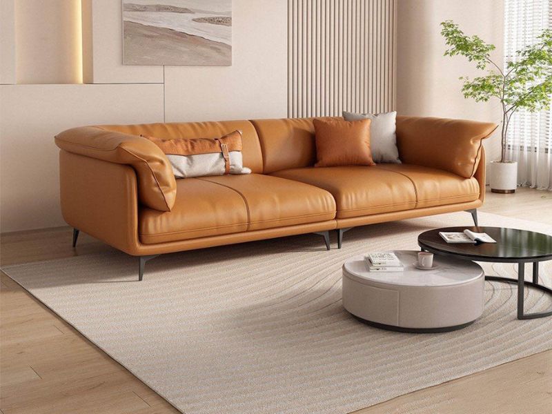 Với sofa nâu da nên chọn thảm phòng khách màu be hiện đại sắc kem, be cát hoặc be xám sáng