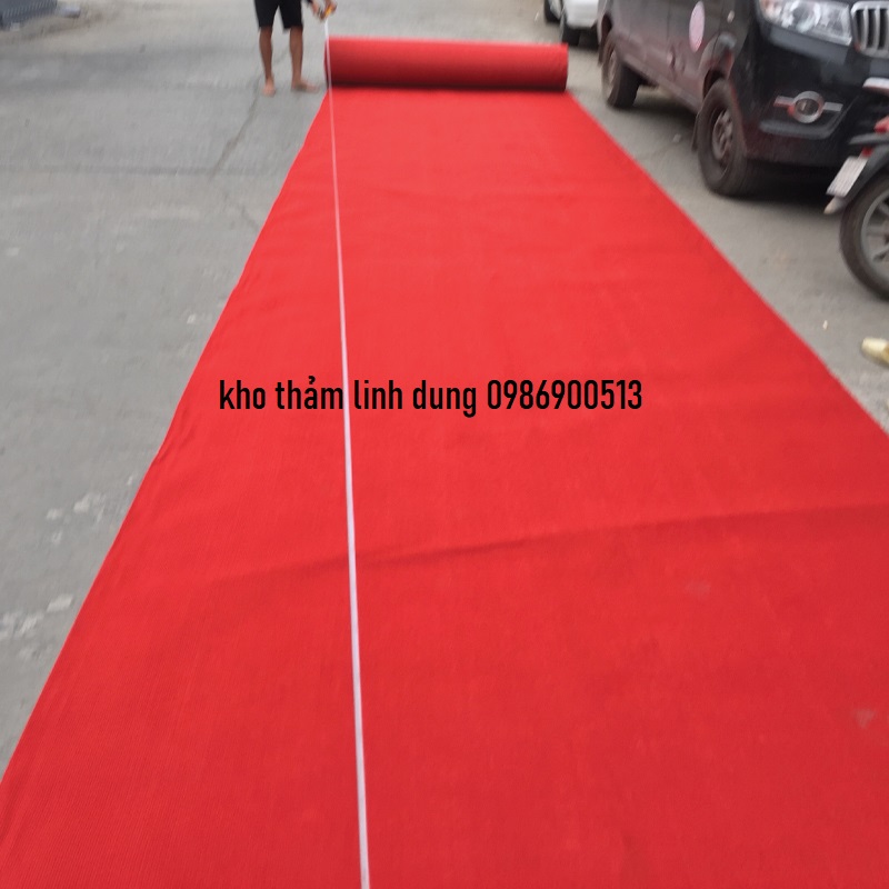 Thảm sự kiện m&agrave;u đỏ cờ 2m x 75m 