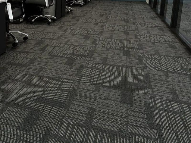 Thảm tấm bị cong vênh nguyên nhân và cách xử lý còn tuỳ thuộc vào phạm vi và tình trạng hư hỏng