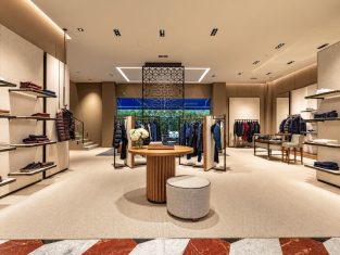 Thảm trải sàn shop thời trang giá bao nhiêu 1 mét vuông?
