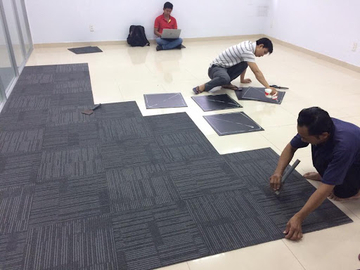 Thi công thảm trải sàn